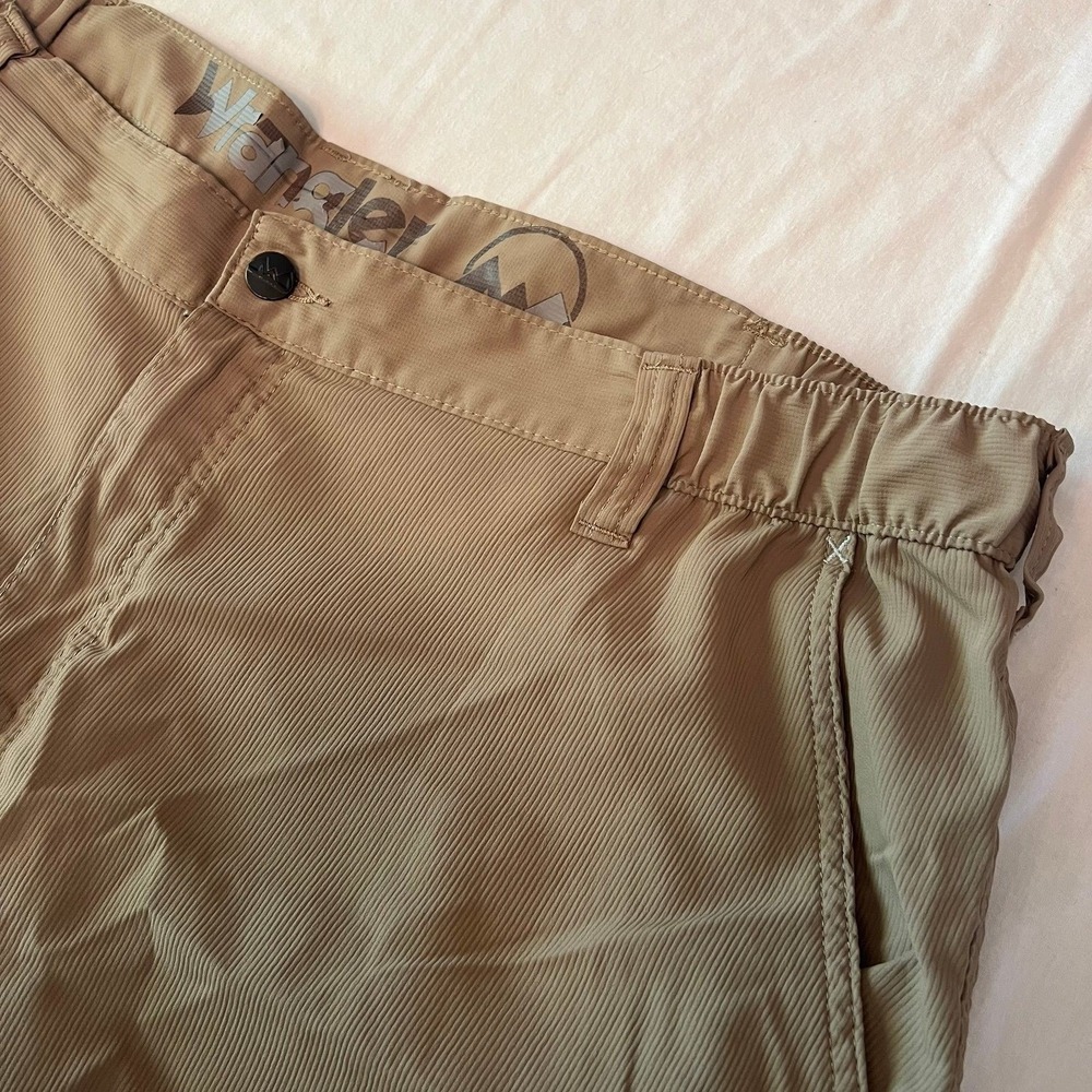 Wrangler Outdoor Shorts size 42 (2611)